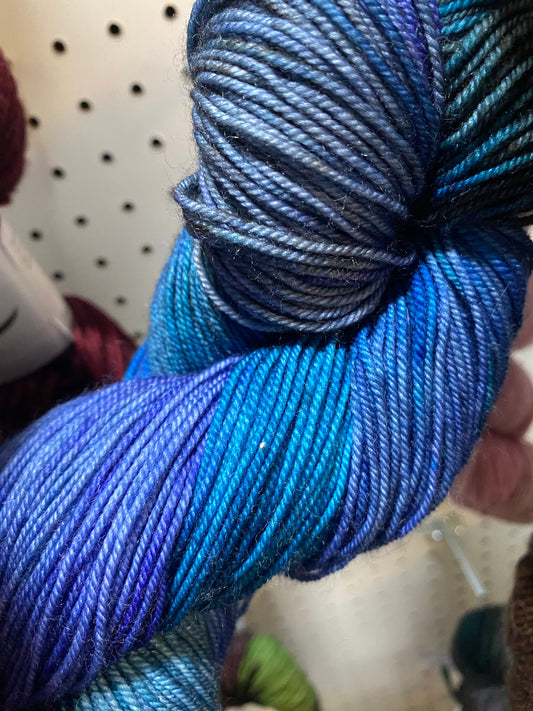 Dragonfly Fibers Djinni Sock