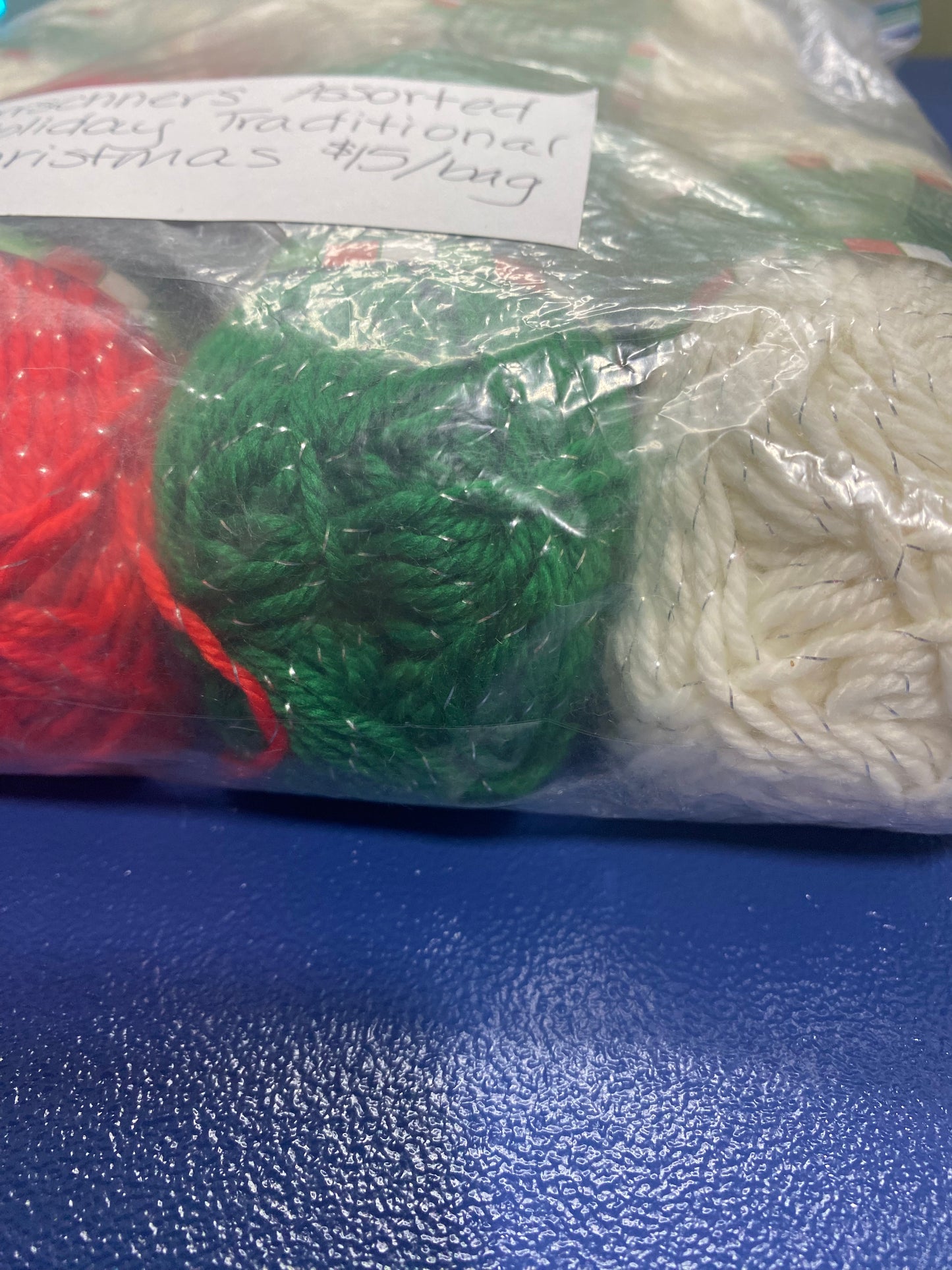 Herrschners Holiday Traditional Christmas Bundle