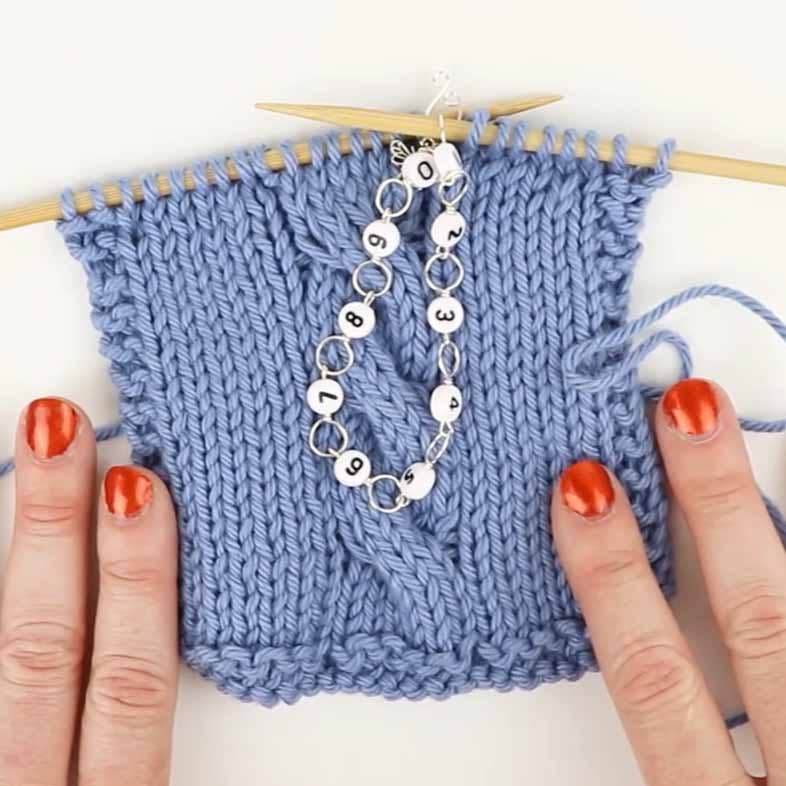 Turquoise Circle Chain Row Counter